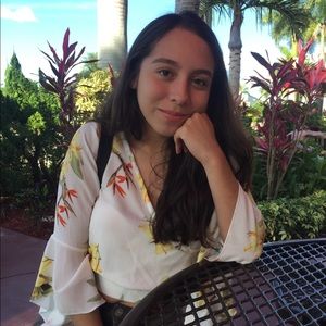 Meet your Posher, Andrea